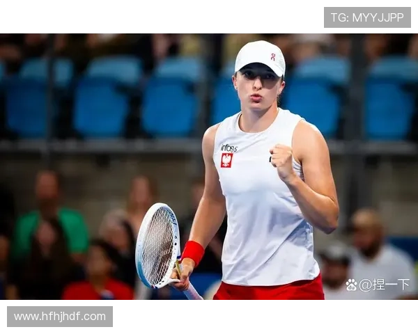 网球赛场激战正酣 世界排名前十选手争夺年度冠军宝座