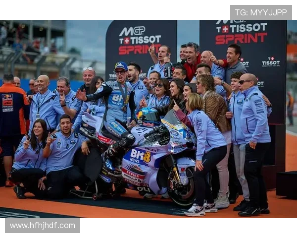 世界摩托大奖赛赛季再掀高潮多队冠军争夺战全面白热化态势愈加激烈